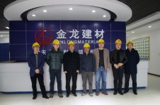 中國建筑材料聯(lián)合會石膏建材分會楊再銀秘書長攜上海敏明   四川峨勝集團領導一行蒞臨公司檢查指導工作