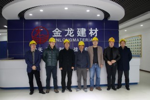 中國(guó)建筑材料聯(lián)合會(huì)石膏建材分會(huì)楊再銀秘書(shū)長(zhǎng)攜上海敏明   四川峨勝集團(tuán)領(lǐng)導(dǎo)一行蒞臨公司檢查指導(dǎo)工作